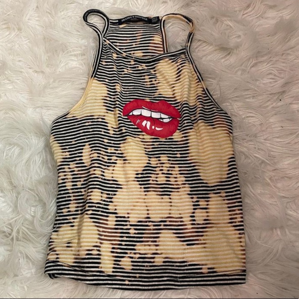 Brandy Melville top